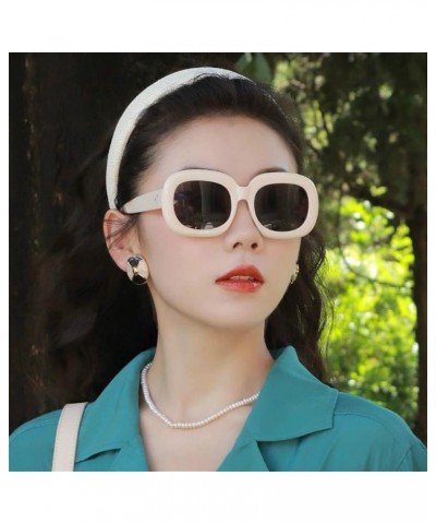 Oval Frame Fashion Street Shooting Retro Sunglasses Men and Women Outdoor Vacation (Color : A, Size : 1) 1 D $17.70 Designer