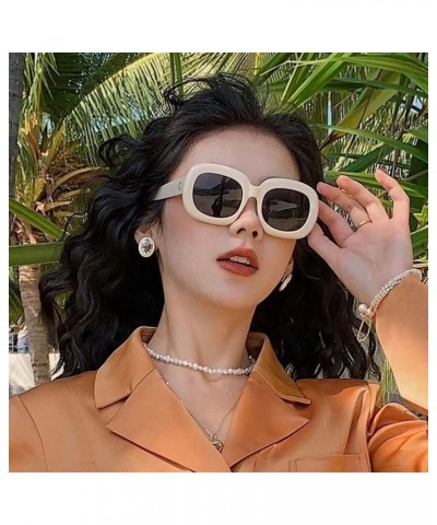 Oval Frame Fashion Street Shooting Retro Sunglasses Men and Women Outdoor Vacation (Color : A, Size : 1) 1 D $17.70 Designer