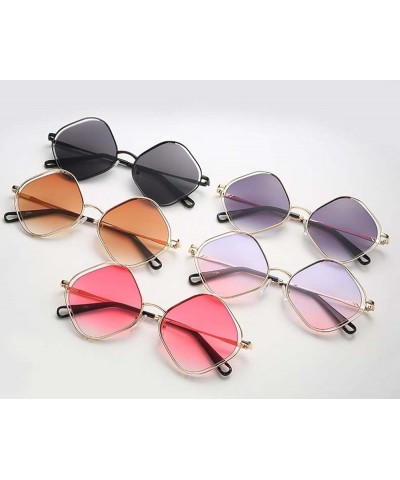 Female Street Shot Fashion Sunglasses, Outdoor Holiday Sunshade Decorative Glasses (Color : B, Size : Medium) Medium A $20.88...