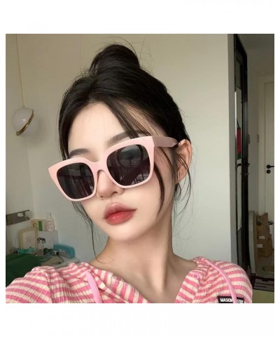 Retro Large Frame Men And Women Sunglasses Trendy Commuter UV400 Sunglasses Gift B $17.26 Designer